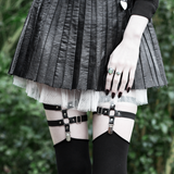 PEEK-A-BOO Elastic Garter Set