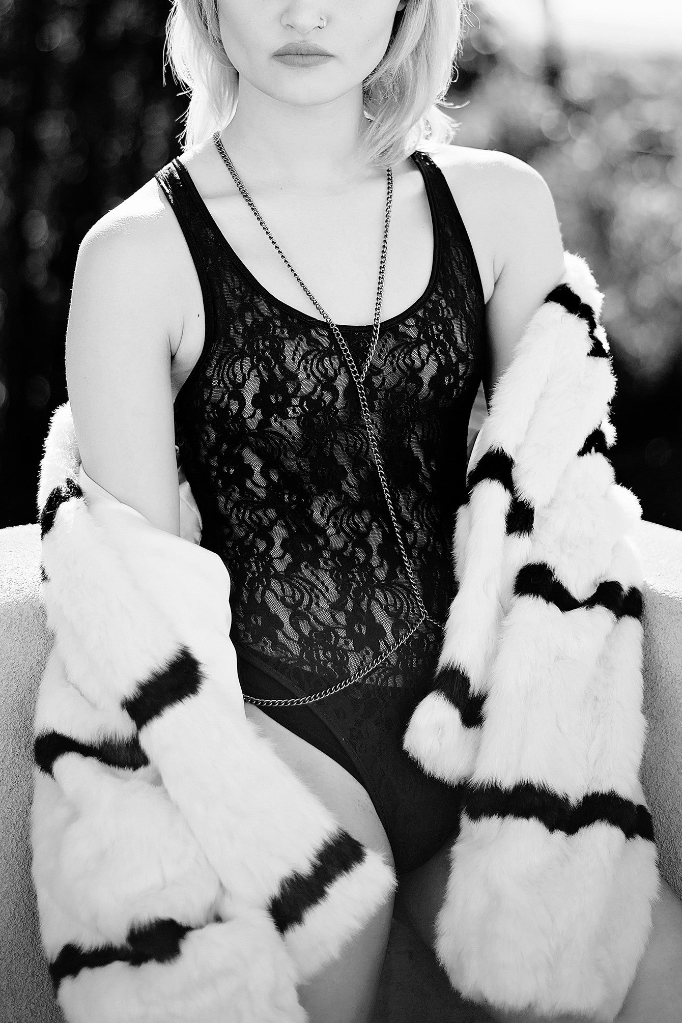 The Kimmie Body Chain - JAKIMAC
 - 2